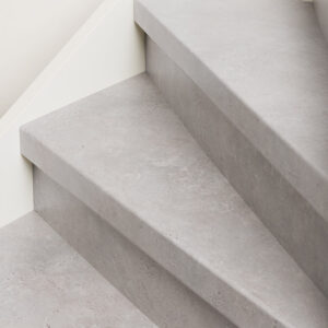 Stairmaker trap decor - Light Cement met cement stootbord